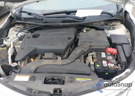 2015 Nissan Altima 2.5/S/Sv/Sl из США, поврежденный, VIN 1N4AL3AP0FN916185